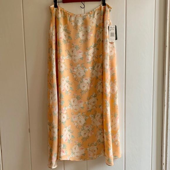 Vintage Lauren Ralph Lauren Silk Floral Maxi Skirt - Picture 6 of 7